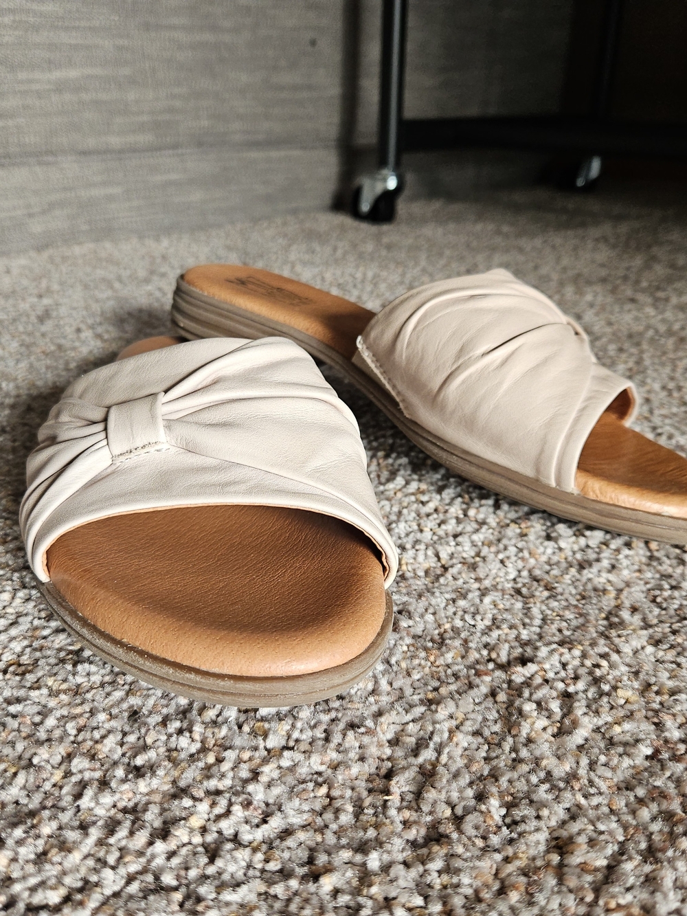 Miz Mooz Cream Knotted Leather Slide Sandals